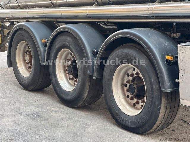 Полуприцеп-цистерна FELDBINDER TSA 30.3.Kammer Tankauflieger