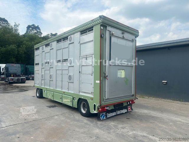 Pferdeanhänger Stehmann AZV-18 3.Stock Viehanhänger,Hubdach