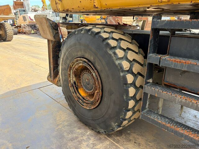Materialumschlagmaschine Caterpillar M325DMH