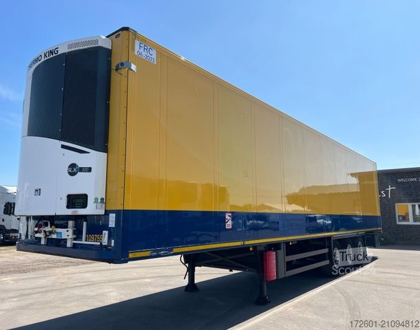 Reefer semitrailer SCHMITZ CARGOBULL SKO24 / Thermo King SLXi300/ Doppelstock /7cm