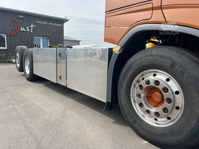 LKW-Fahrgestell VOLVO FH500 / Euro 6 / Navi / ACC