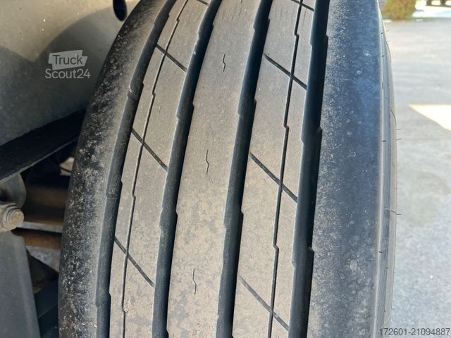 Напівпричіп-фургон KRONE SD/ Textilkoffer / Koffer / Trockenkoffer