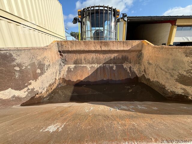  MECALAC 9MDX Dumper / A/C / 2.148 H / 9 Ton