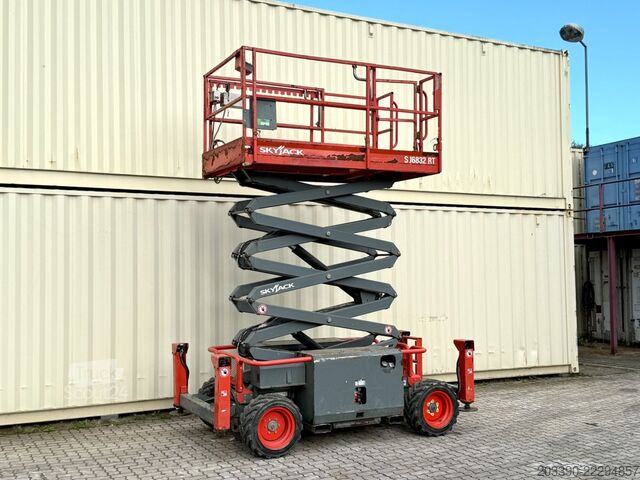 Εργατική πλατφόρμα Skyjack SJ6832RT 4x4 Diesel, 11.8 Meter, 1.356 H