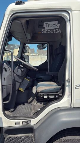 Skříňový nákladní automobil VOLVO FL250 Koffer / LBW 12to/Kam/TEMP/Klima