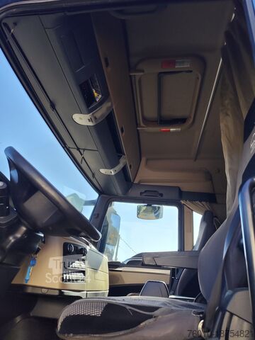 Camioane cu platformă MAN TGX 26.420