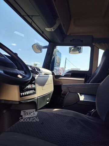 Camioane cu platformă MAN TGX 26.420