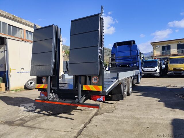 Camioane cu platformă MAN TGX 26.420