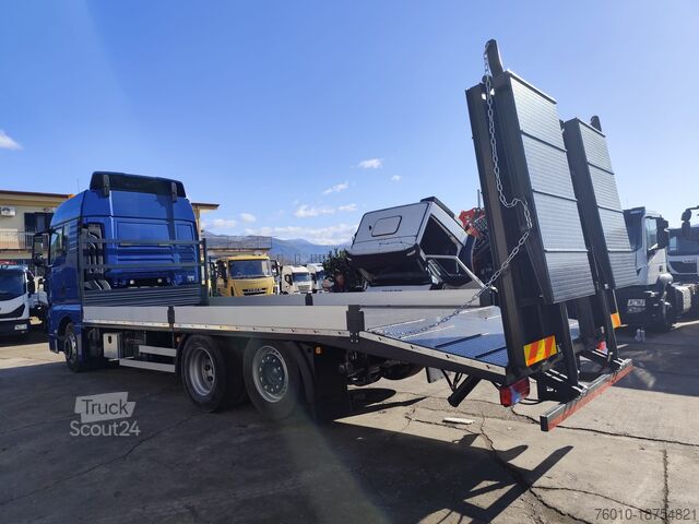 Camioane cu platformă MAN TGX 26.420