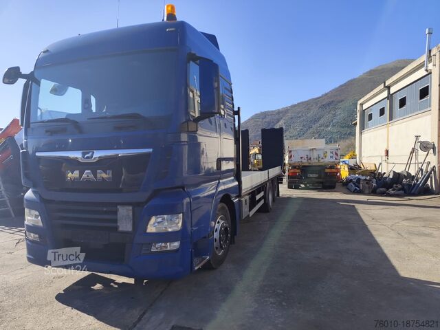 Camioane cu platformă MAN TGX 26.420