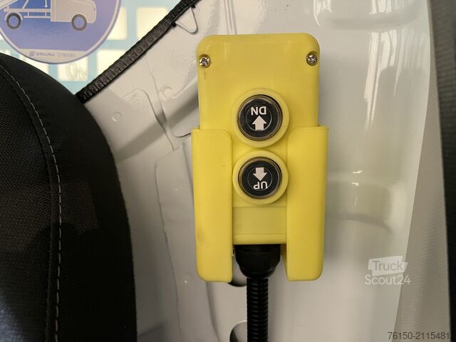 Camion de gunoi Ford E-Transit 350 L3 Trend 68 kWh RWD Kipper / Tipp...