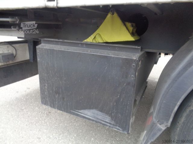 Semirremolque abierto con toldo SCHWARZMÜLLER J-Serie J06VLN3 Staplerhalterung Lenkachse
