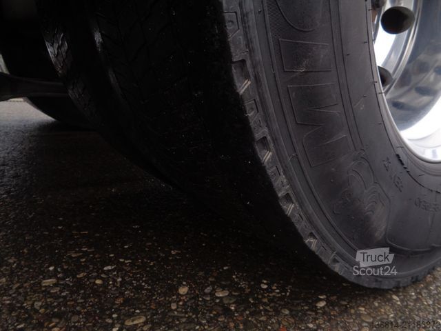 Tractor estándar MAN TGX 18.460 BL Silokompressor Retarder