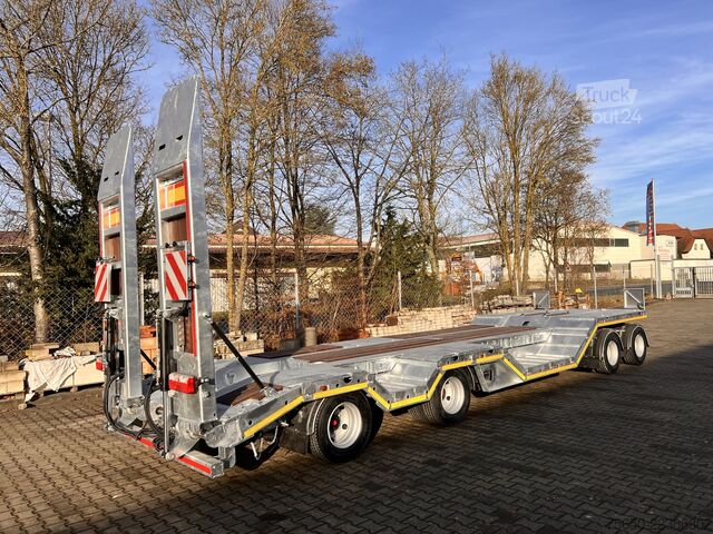 Reboque com plataforma rebaixada Möslein T 4 VB H1 R  neuer 4 Achs Tieflader + Radmulden