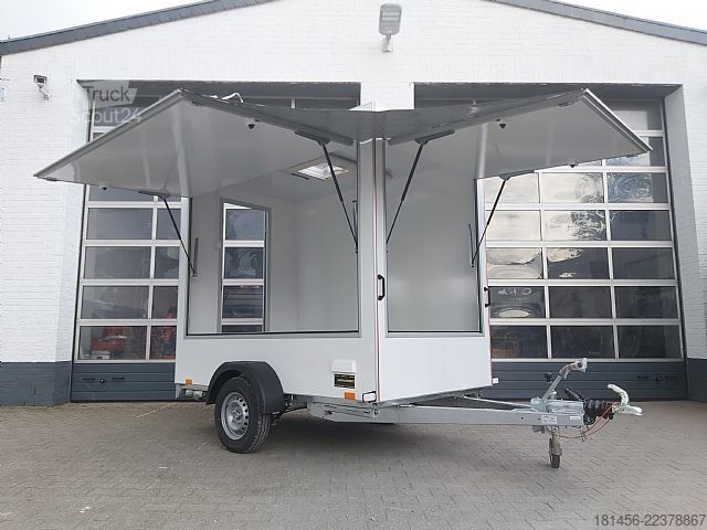 Verkoopaanhanger trailershop Event Trailer Infostand 2 Klappen 230Volt Licht