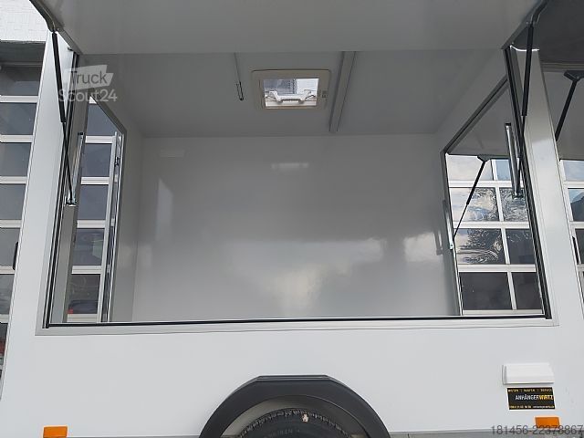 Verkoopaanhanger trailershop Event Trailer Infostand 2 Klappen 230Volt Licht