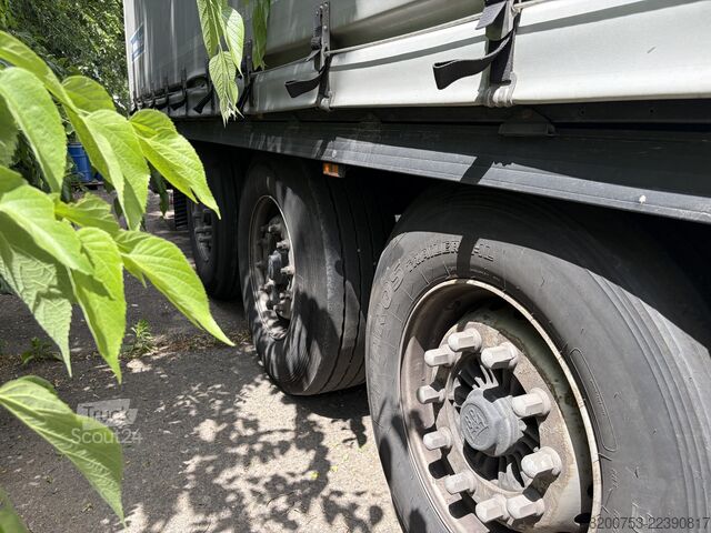 отворено полуремарке с брезент Krone Profi Liner SDP 27