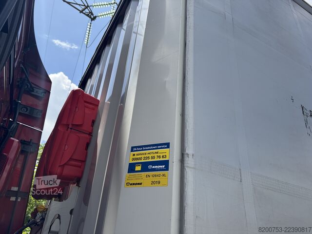 отворено полуремарке с брезент Krone Profi Liner SDP 27