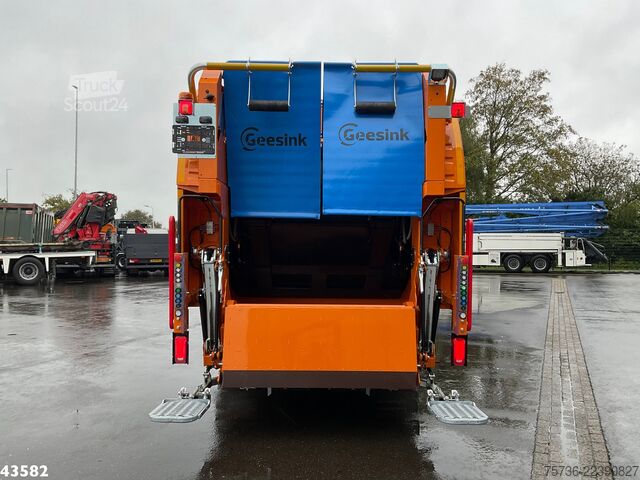 Abfallsammelfahrzeug DAF FAG XD 300 Geesink 20m³