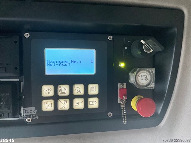 Vehicul de colectare a deșeurilor DAF FAG LF 260 Zoeller 14m³