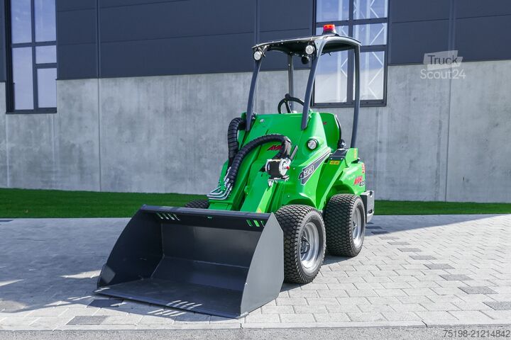 Máquina de construção Avant Tecno M 423