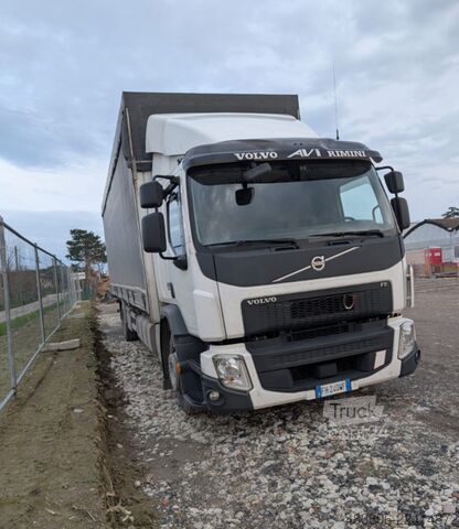 Tractor Volvo FE 320