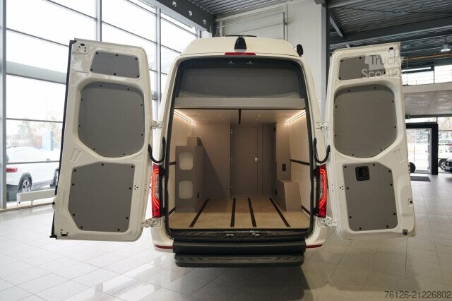 Panel van Mercedes-Benz Sprinter 319 CDI Superhochdach Küche+Bad+GARAGE