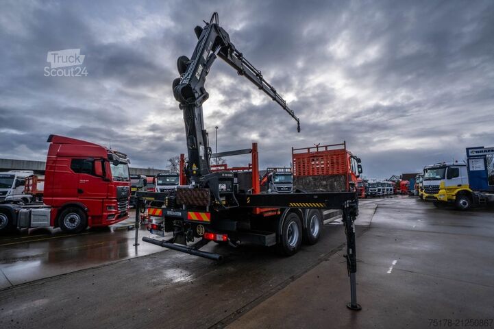 Lastplattform RENAULT C 430 DXI // GRUE HIAB 16T/m + 3 EXT