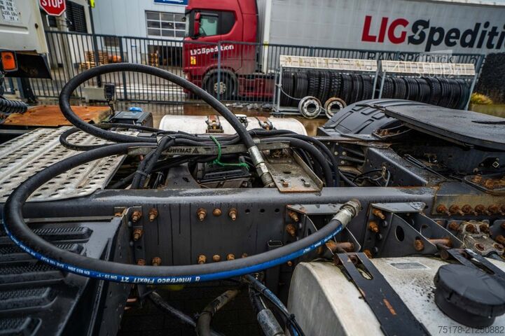 Standard tractor VOLVO FMX 420 VEB+ // HYDR