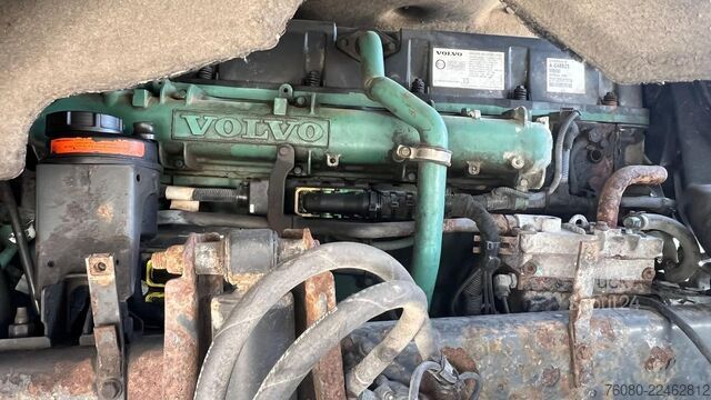 Podvozok s kabínou Volvo FH 16 660 (BIG HUB / GRAND PONT / EJE GRANDE / ...