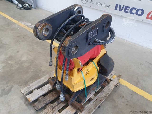 Alții  Rädlinger Schwenkrotator CAT M318 / CW 40 / 2016