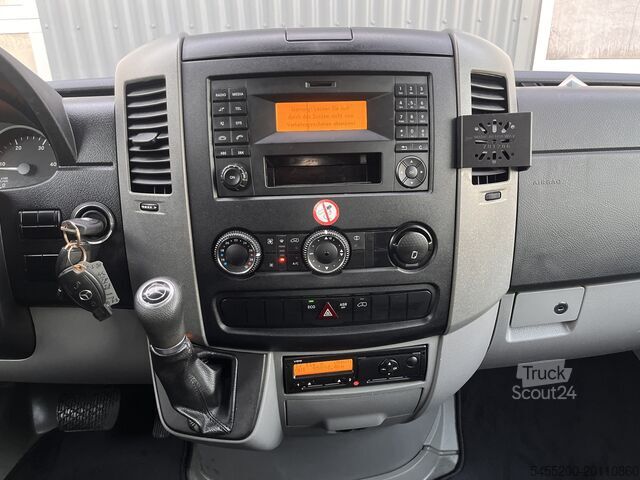 Nákladné vozidlo s plošinou a žeriavom Mercedes-Benz Sprinter 513cdi 130pk DC Laadkraan Hiab 017T Ai...