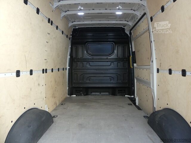 Фургон-панель Volkswagen Crafter Kasten 35 2.0 TDI DSG 4Motion LED/AHK