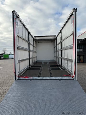 Automobilių pervežimo sunkvežimis VOLVO 8x2 mit Schwerlast-Ladebordwand Rampe Stapler