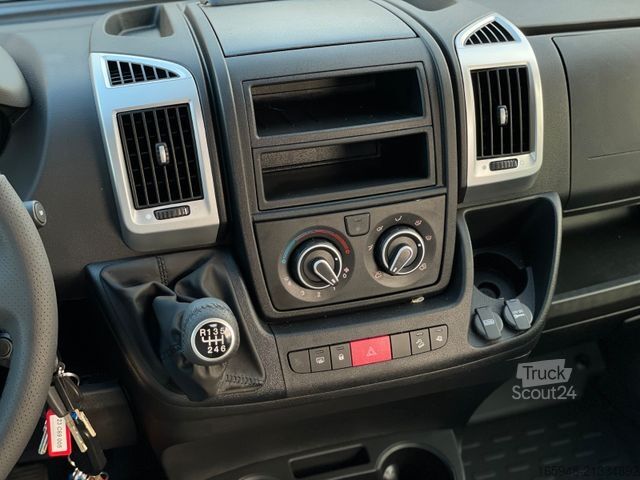 Kastenwagen Wohnmobil / Campervan PÖSSL Trenta 540 R | Zum Bestpreis bei DÜMO!