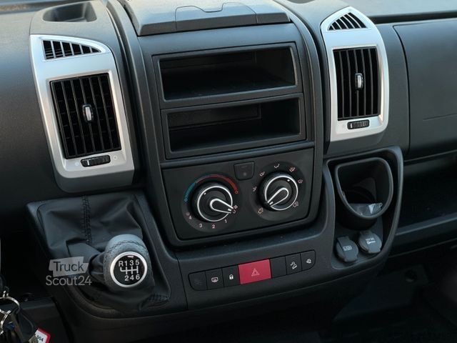 Kastenwagen Wohnmobil / Campervan PÖSSL Trenta 540 R *Für Schnäppchenjäger*