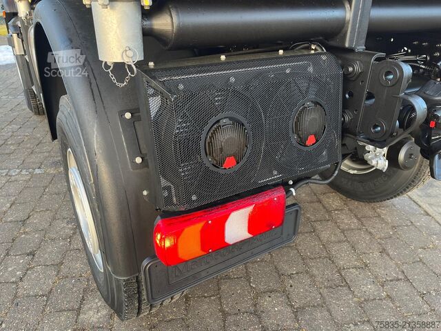 Unimog Mercedes Benz Unimog U527