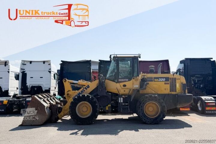 Autre KOMATSU WA 320