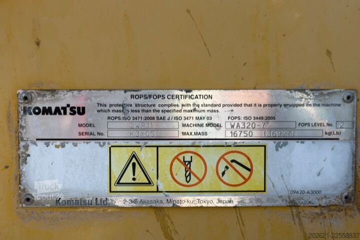 Autre KOMATSU WA 320