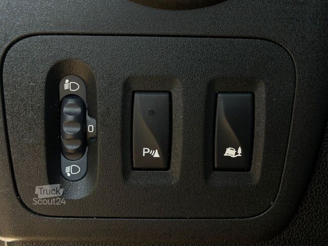 Микробус RENAULT Master 2.3 dCi 92 kw Lang+Hoch L2H2 Klima Ahk