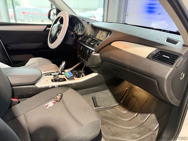 Fire truck BMW X3 xDrive 20 d*4x4ALLRAD*NEF*.NOTARZT