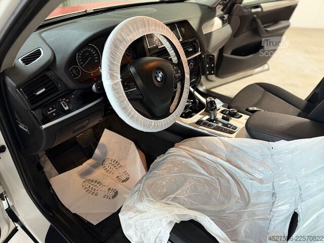 Fire truck BMW X3 xDrive 20 d*4x4ALLRAD*NEF*.NOTARZT
