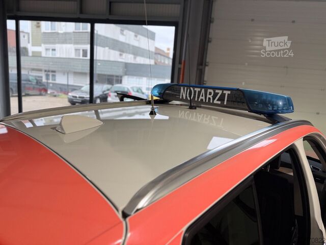 Fire truck BMW X3 xDrive 20 d*4x4ALLRAD*NEF*.NOTARZT