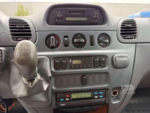 Pick-up van MERCEDES-BENZ Sprinter 413 CDI 4X4 ALLRAD DoKa+Kran Atlas 35.1