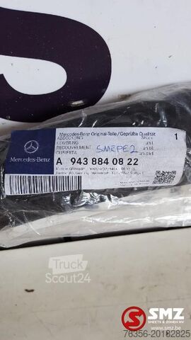 Lokasuojalevy Mercedes Occ Spatbord cover achter rechts Actros