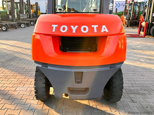 Heftruck Toyota 42-4FD40 / DIESEL / 4500KG / DUPLEX / FO