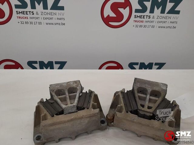 Suporte de motor Mercedes Occ set motorsteunen Mercedes Actros 1831 A9412415