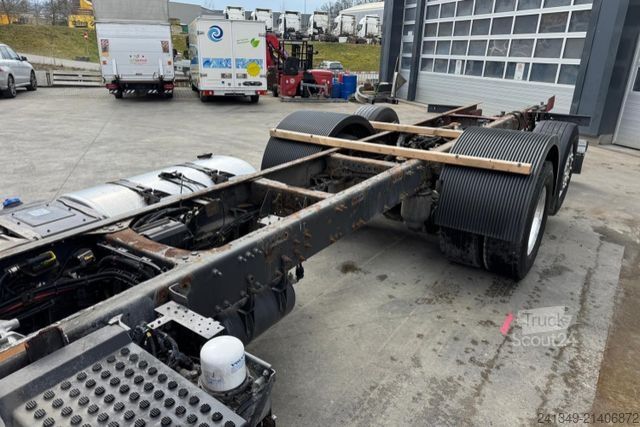 Châssis de camion VOLVO FH-460 6x2