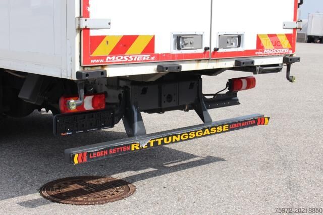 LKW mit Kofferaufbau Mercedes-Benz Atego 1224L Möbelkoffer