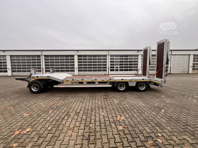 Reboque com plataforma rebaixada Möslein T 3-6,60 VB 2t  3 Achs Tieflader, Luftgefedert